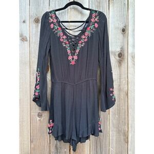American Eagle Outfitters Embroidered Romper‎ Women's Medium Long Sleeve
